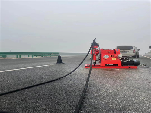 黑龙江路面裂缝路基下沉可以采用注浆加固吗？